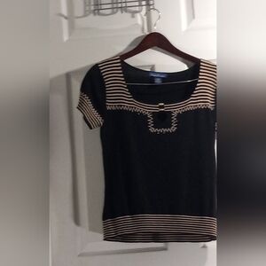 Vintage EVAN PICONE short Sleeve Pullover Knit Top W Wooden Bead And Embroidery